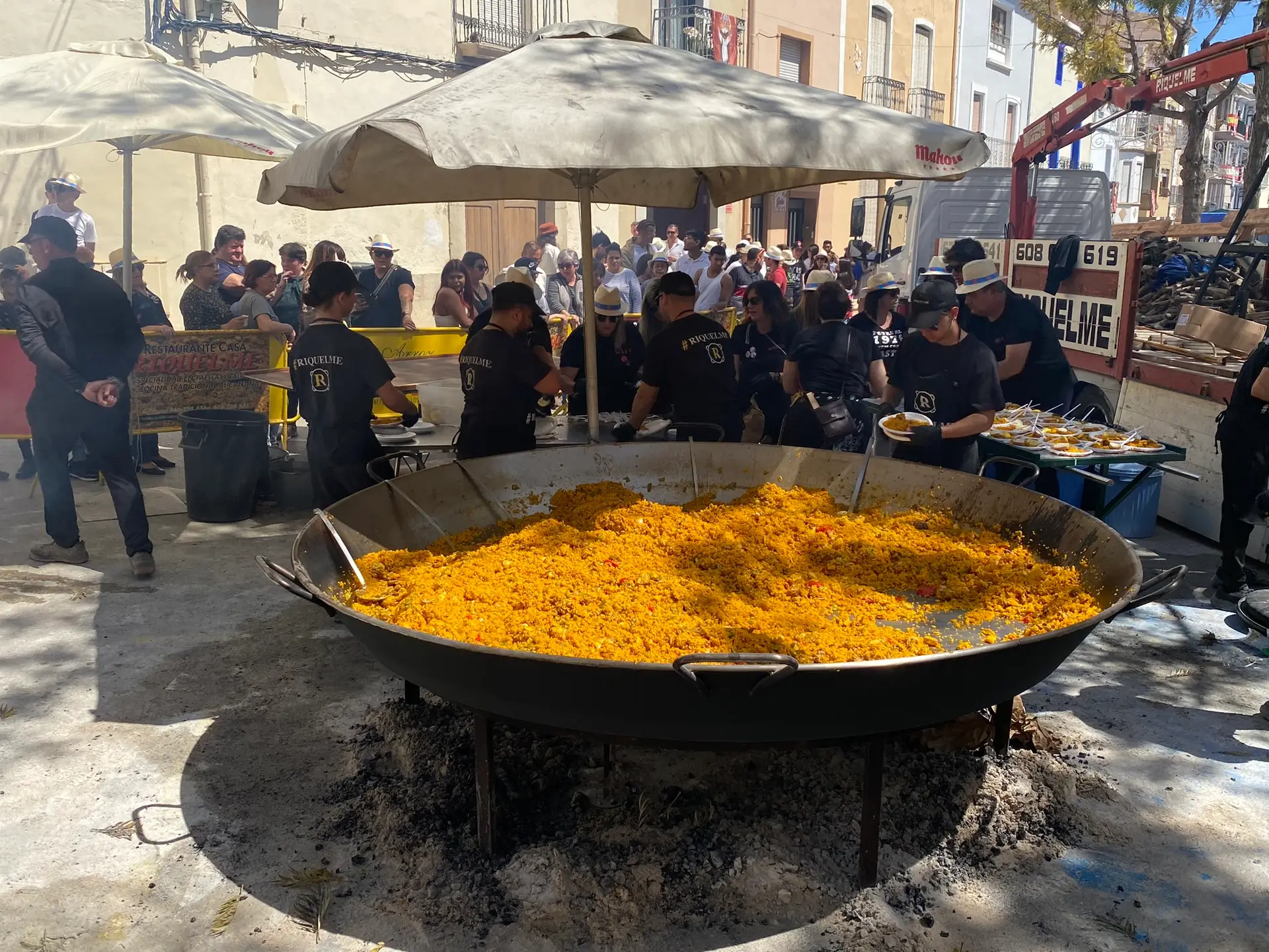 Paella gigante in Teulada zu den Patronatsfesten