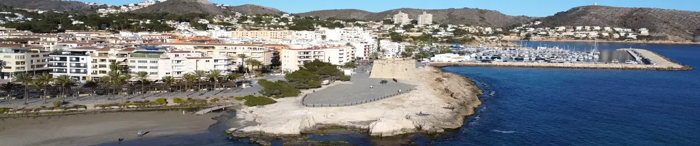 Moraira Hafen und Castell