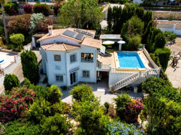 Villa with panoramic views of the Bernia for sale in Calpe