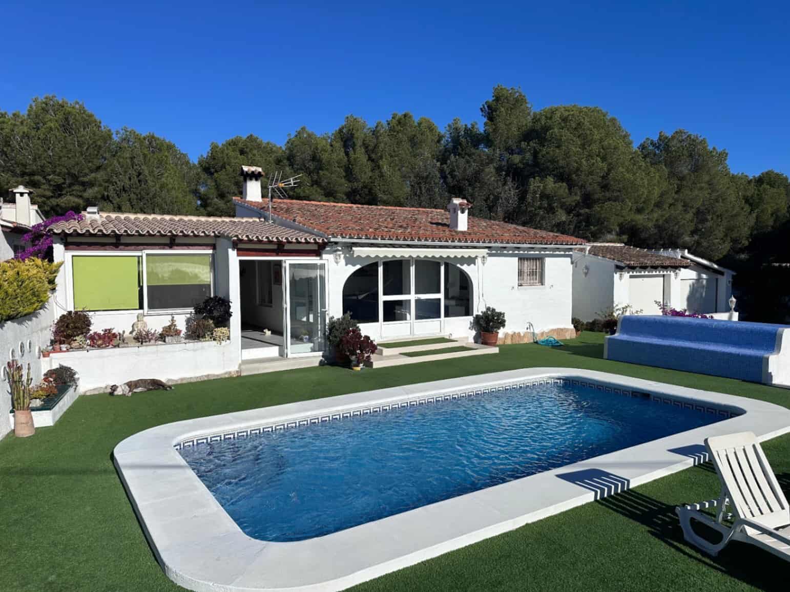 Single-storey sea view villa for sale in Moraira