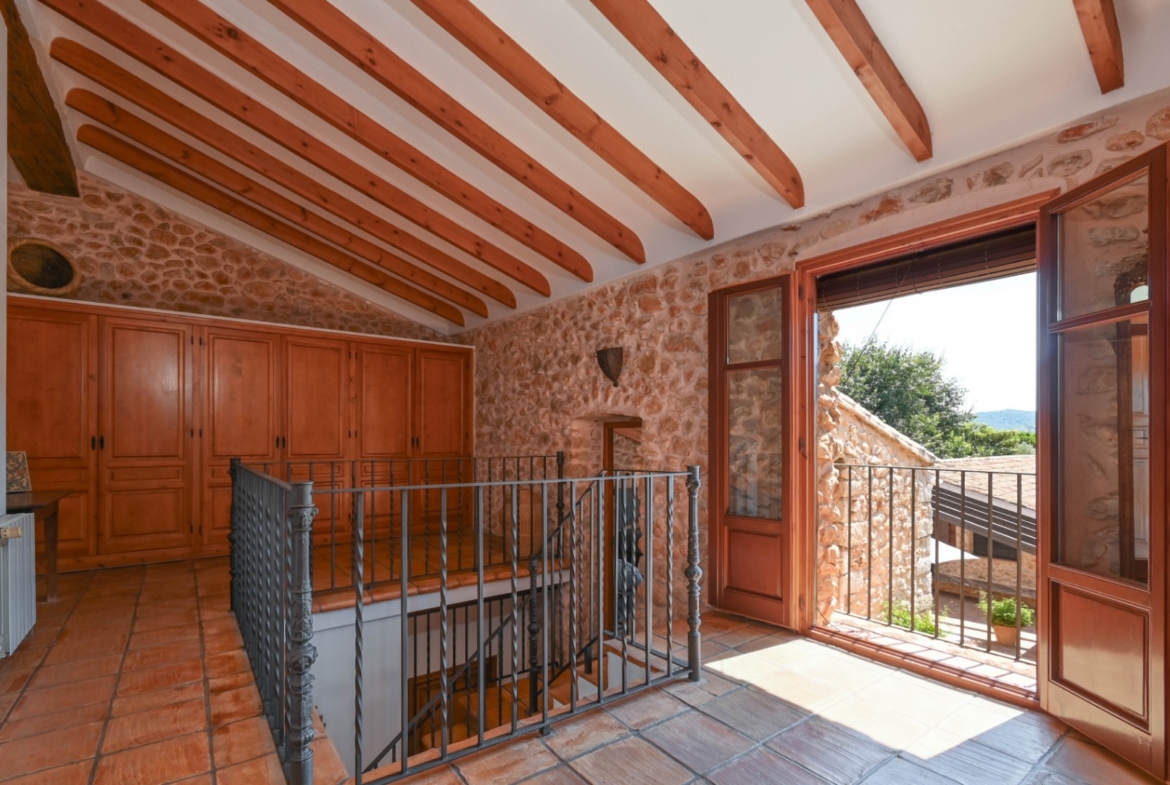 RE02-703658 villa for sale in Jalón