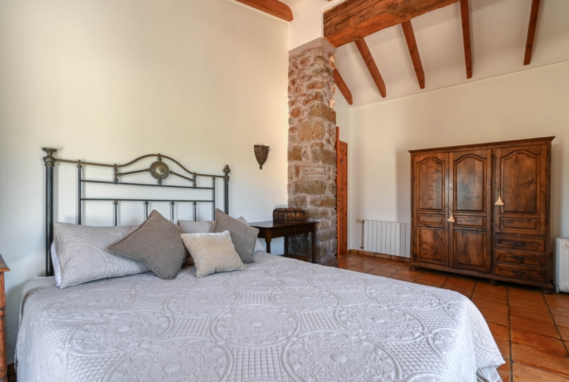 RE02-703658 villa for sale in Jalón