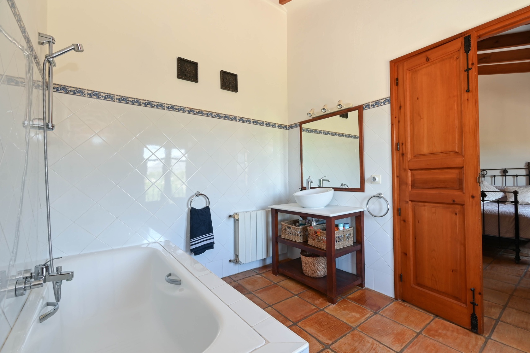 RE02-703658 villa for sale in Jalón