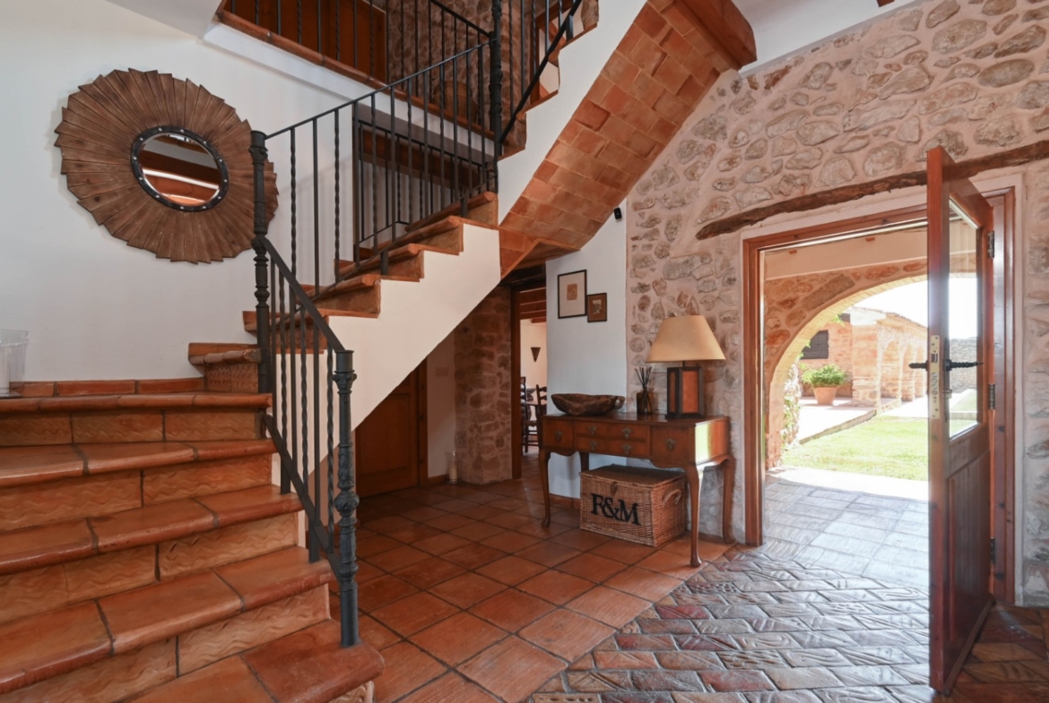 RE02-703658 villa for sale in Jalón