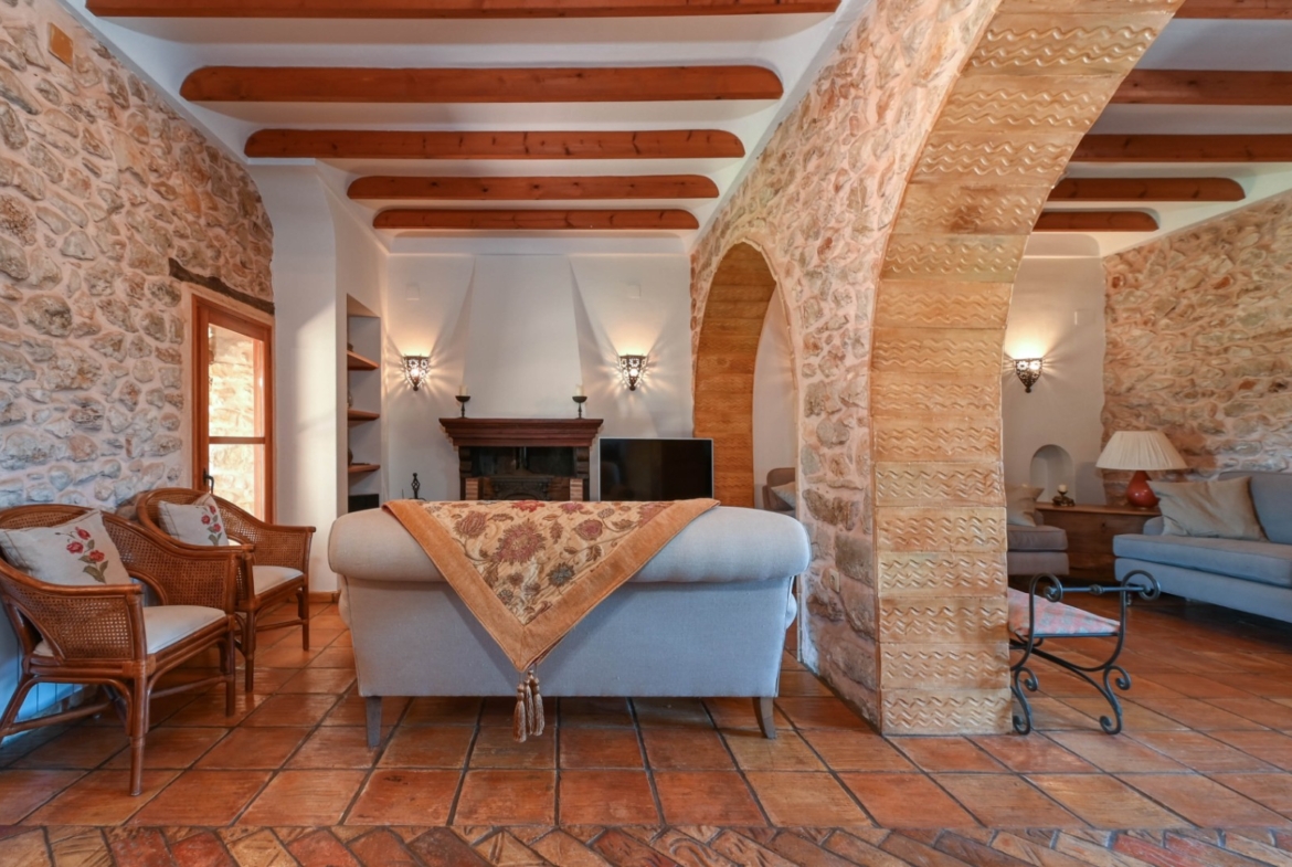 RE02-703658 villa for sale in Jalón