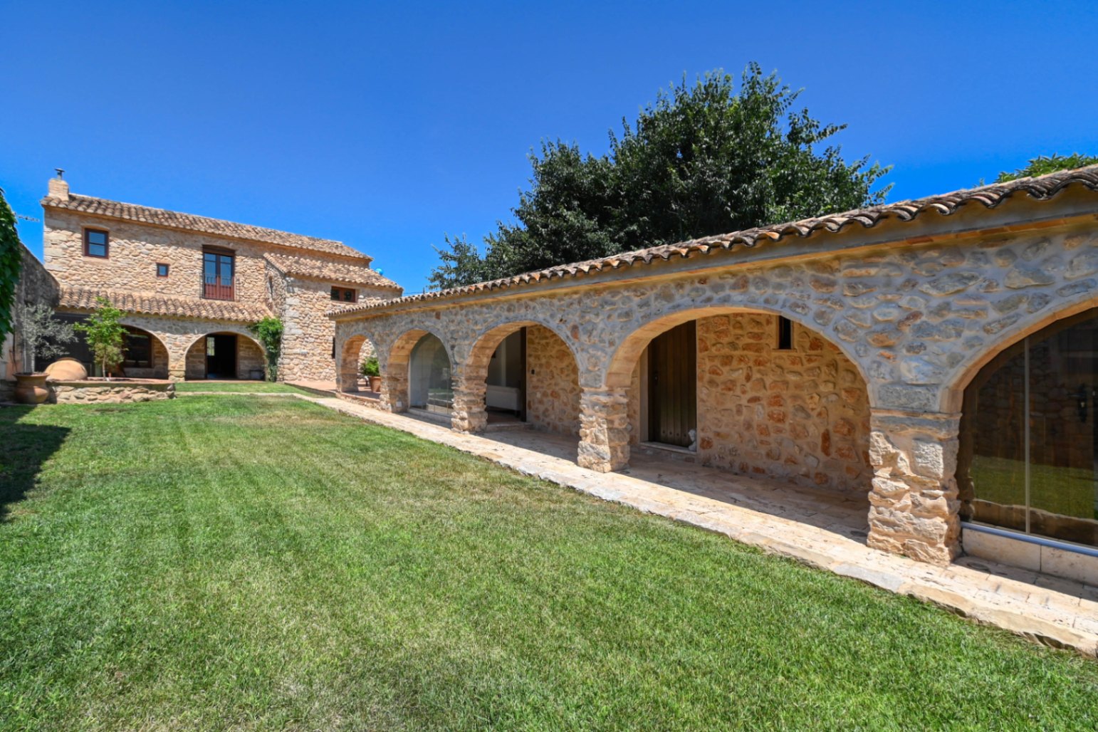RE02-703658 villa for sale in Jalón