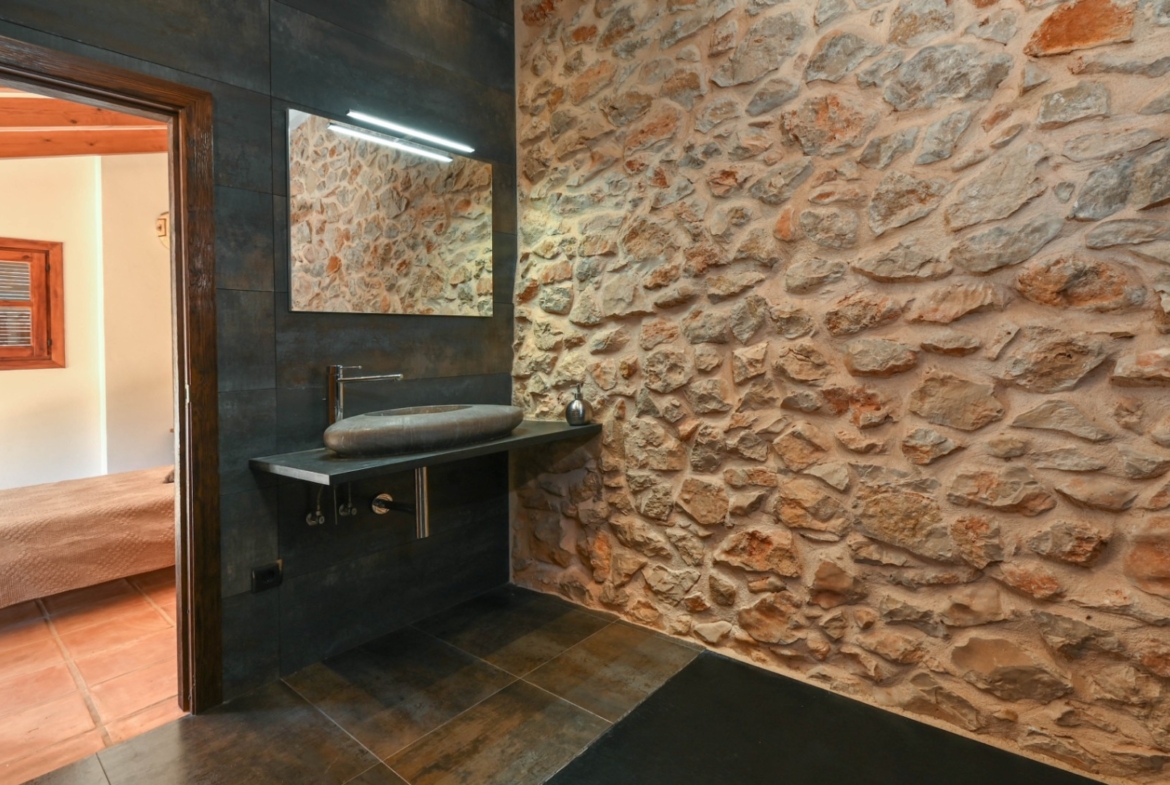 RE02-703658 villa for sale in Jalón