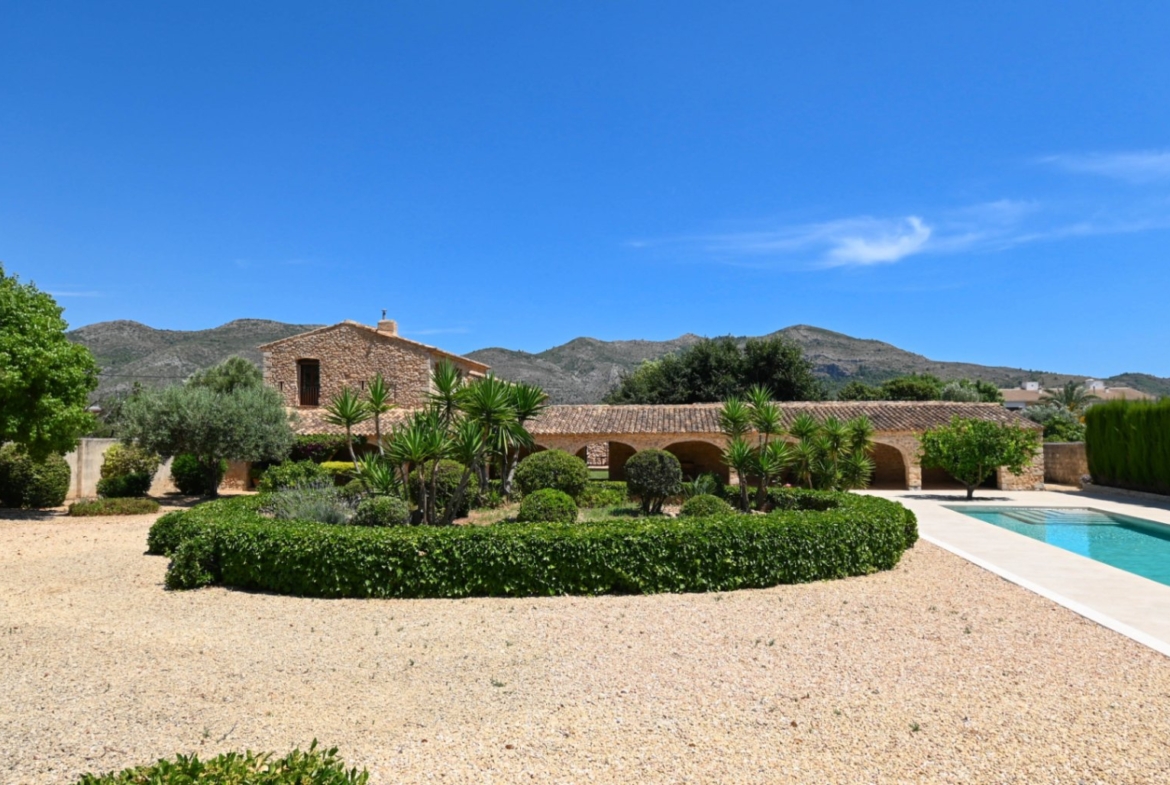 RE02-703658 villa for sale in Jalón