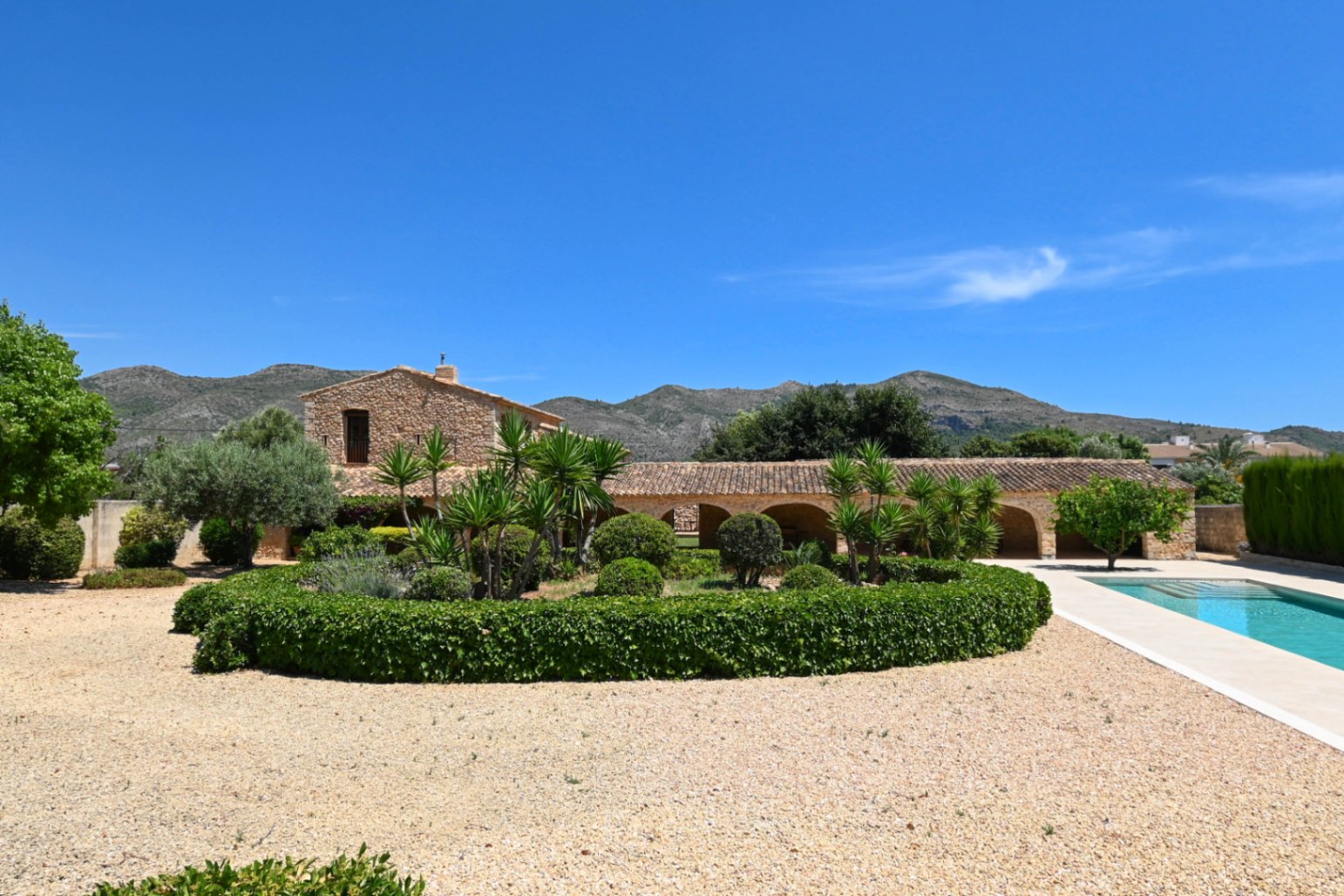 RE02-703658 villa for sale in Jalón