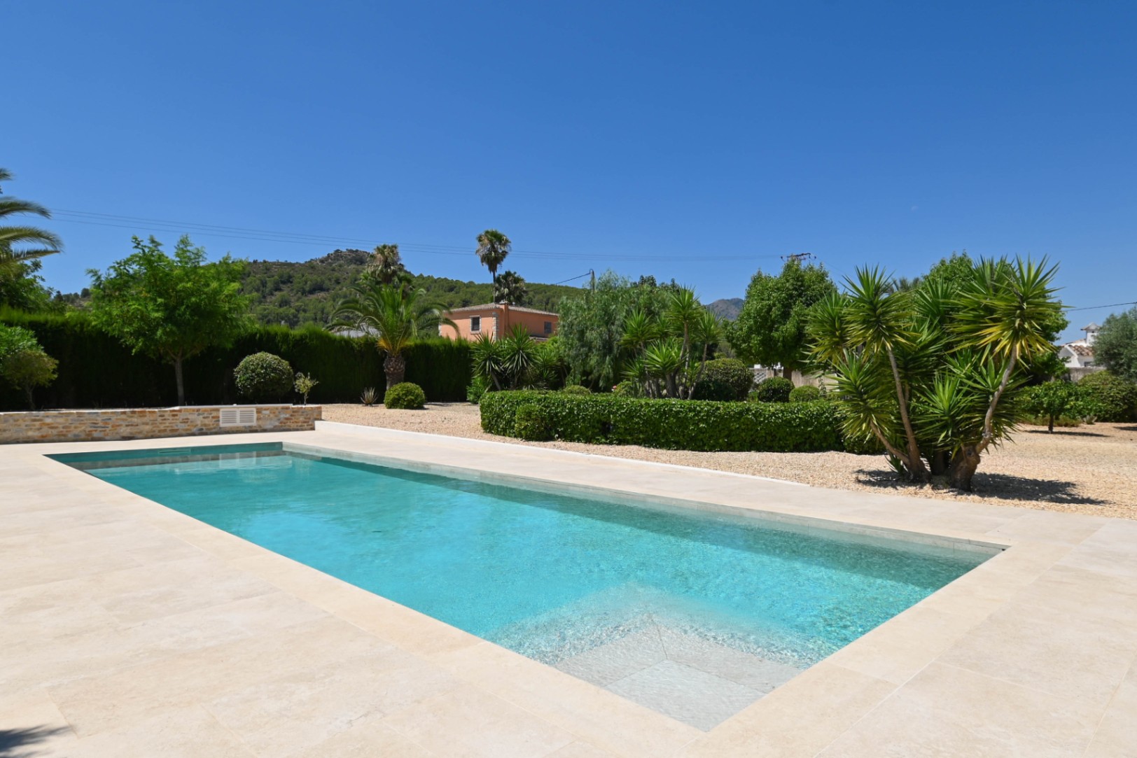 RE02-703658 villa for sale in Jalón