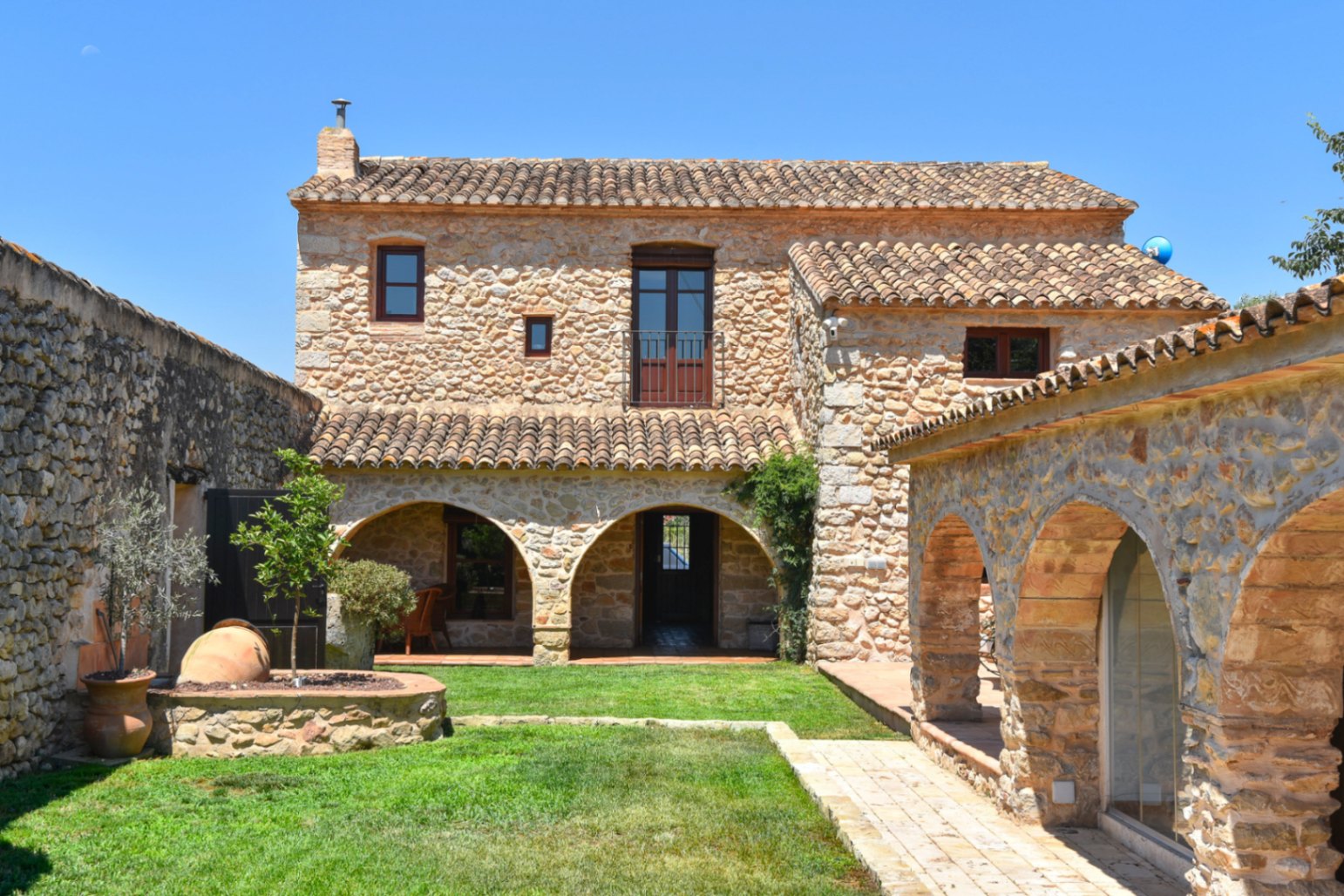 RE02-703658 villa for sale in Jalón