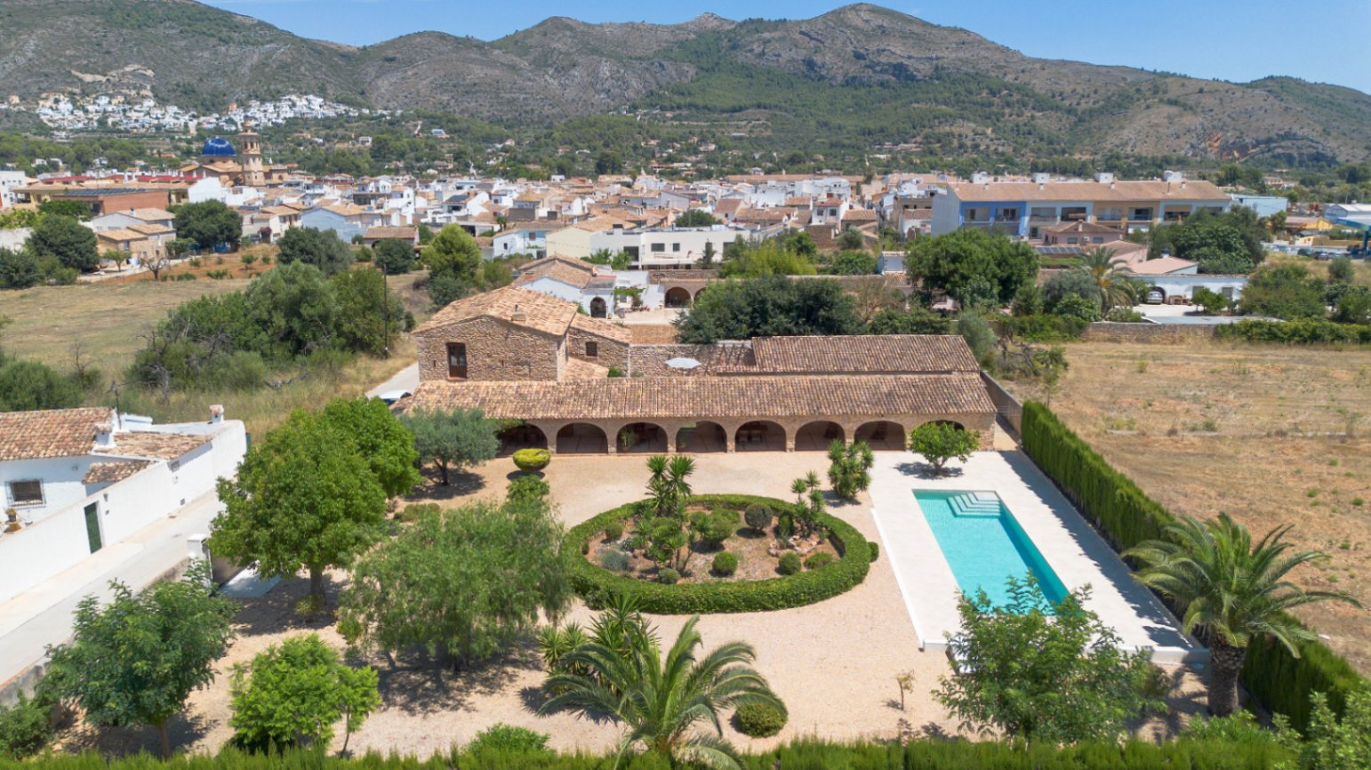 RE02-703658 villa for sale in Jalón