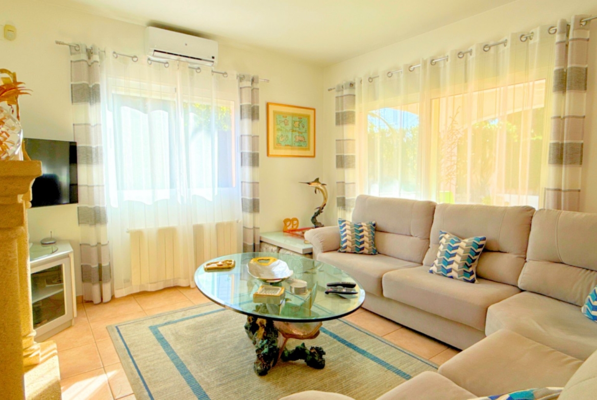 RE02-004306 villa zum verkauf in Benissa