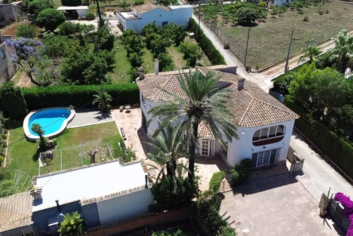 RE02-133028  villa en venta en Pedreguer