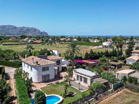 villa for sale in Pedreguer