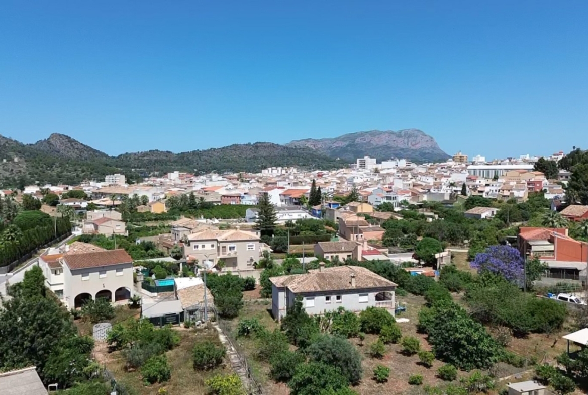 RE02-133028  villa en venta en Pedreguer