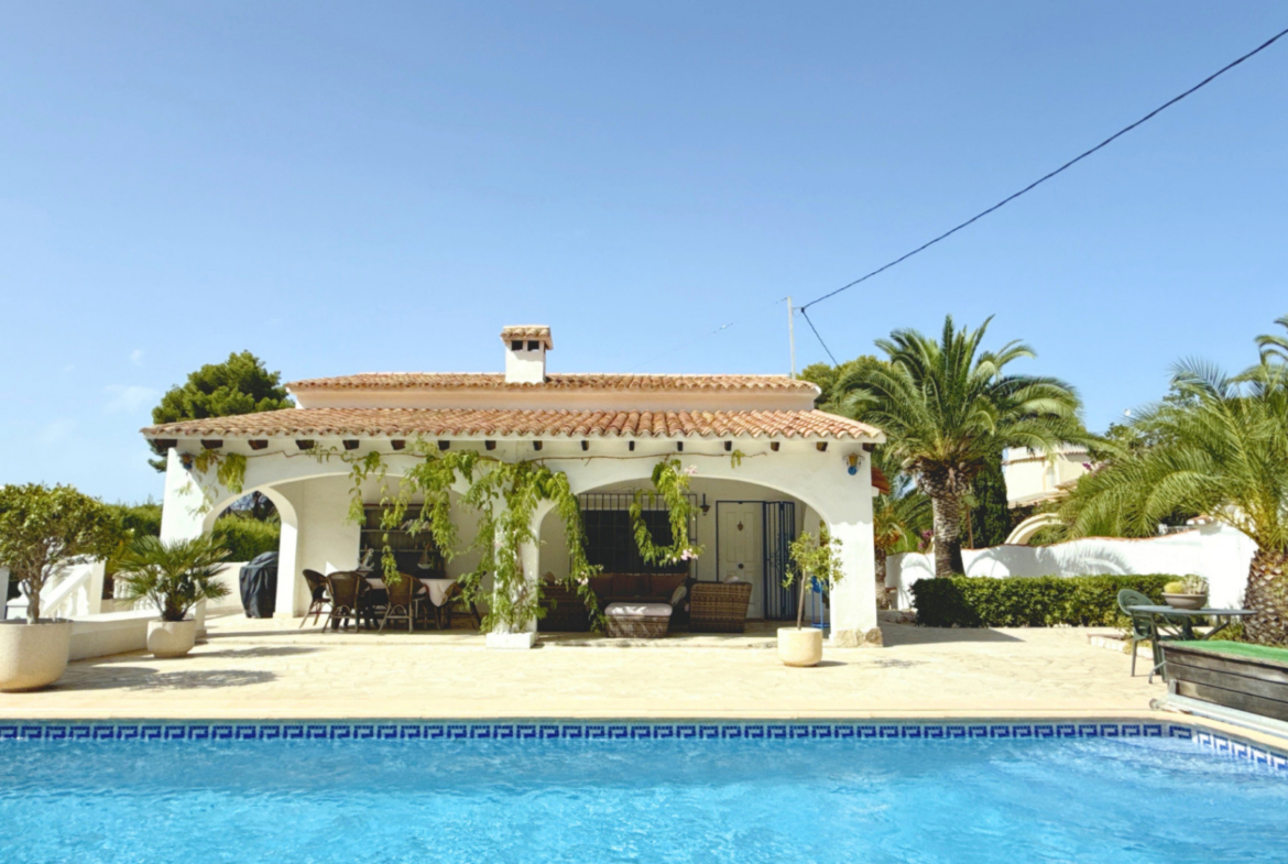 RE02-143252 villa zum verkauf in Moraira