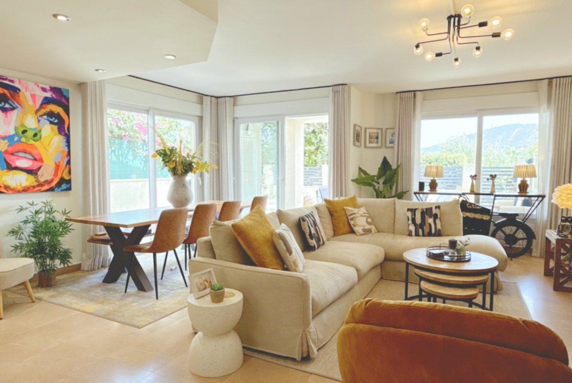 RE02-895868 villa zum verkauf in Moraira