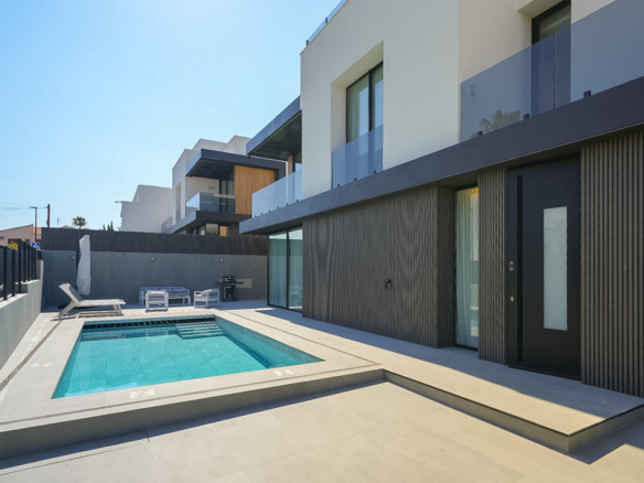 villa for sale in Albir