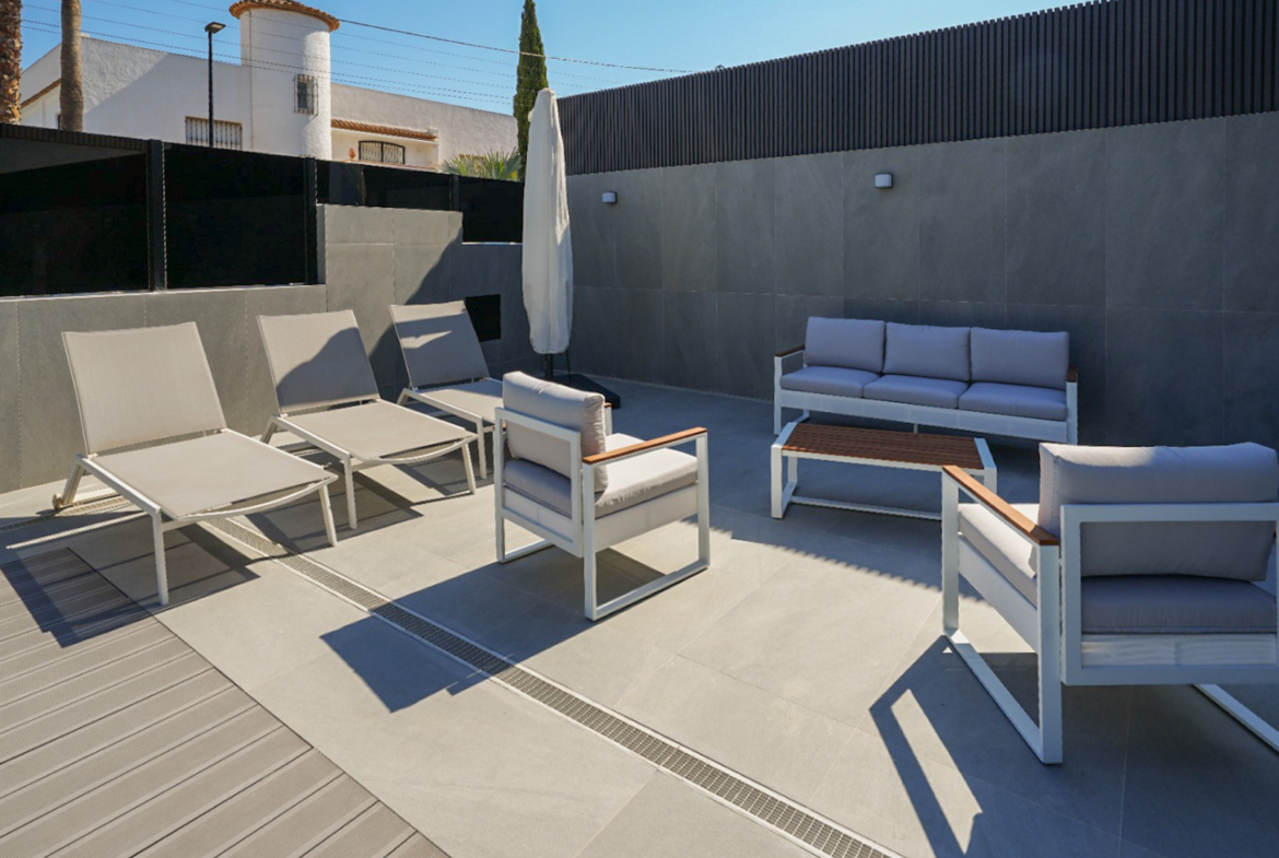 RE02-556141 villa zum verkauf in Albir