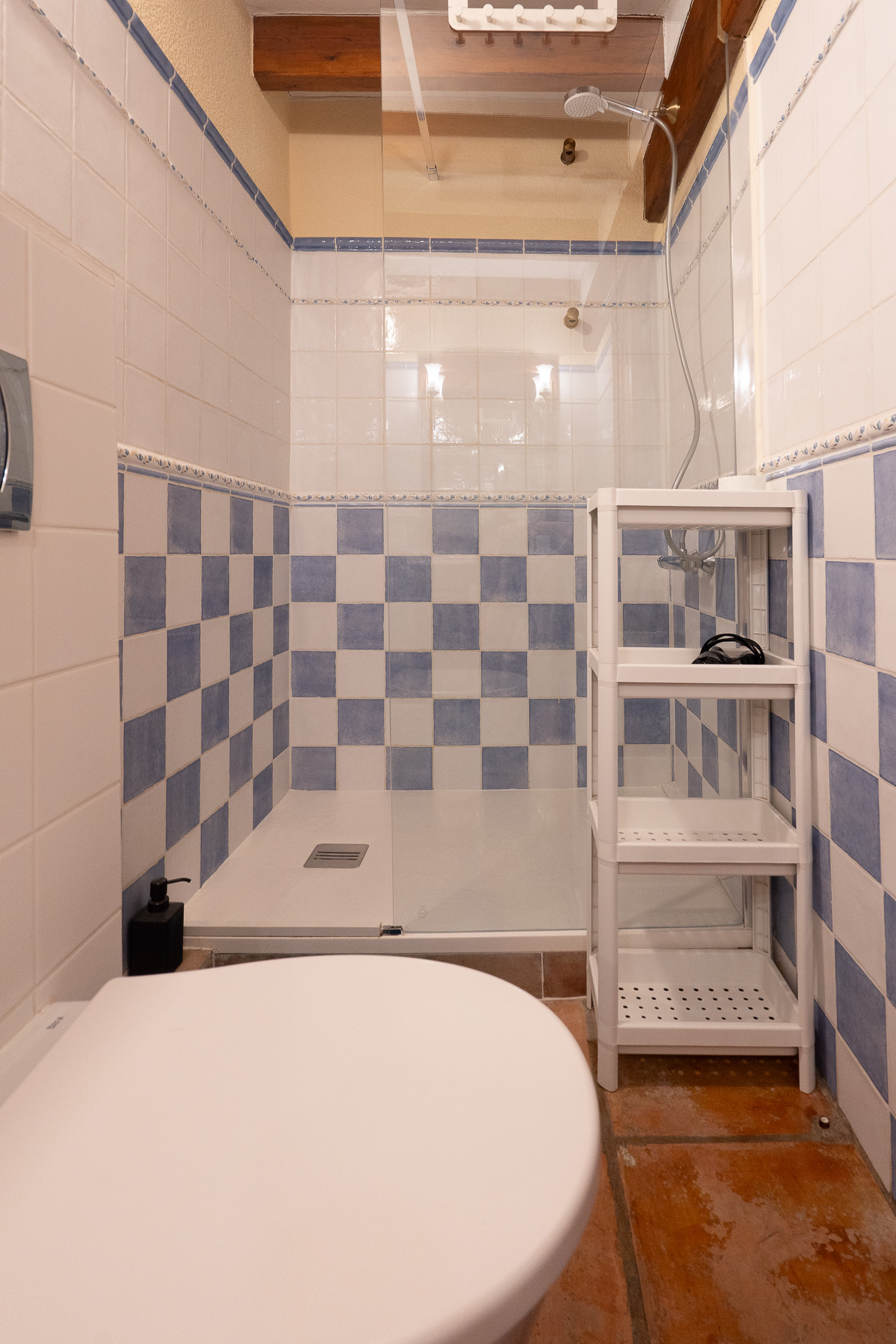 RE02-377620  commercial_premises à la vente à Sagra