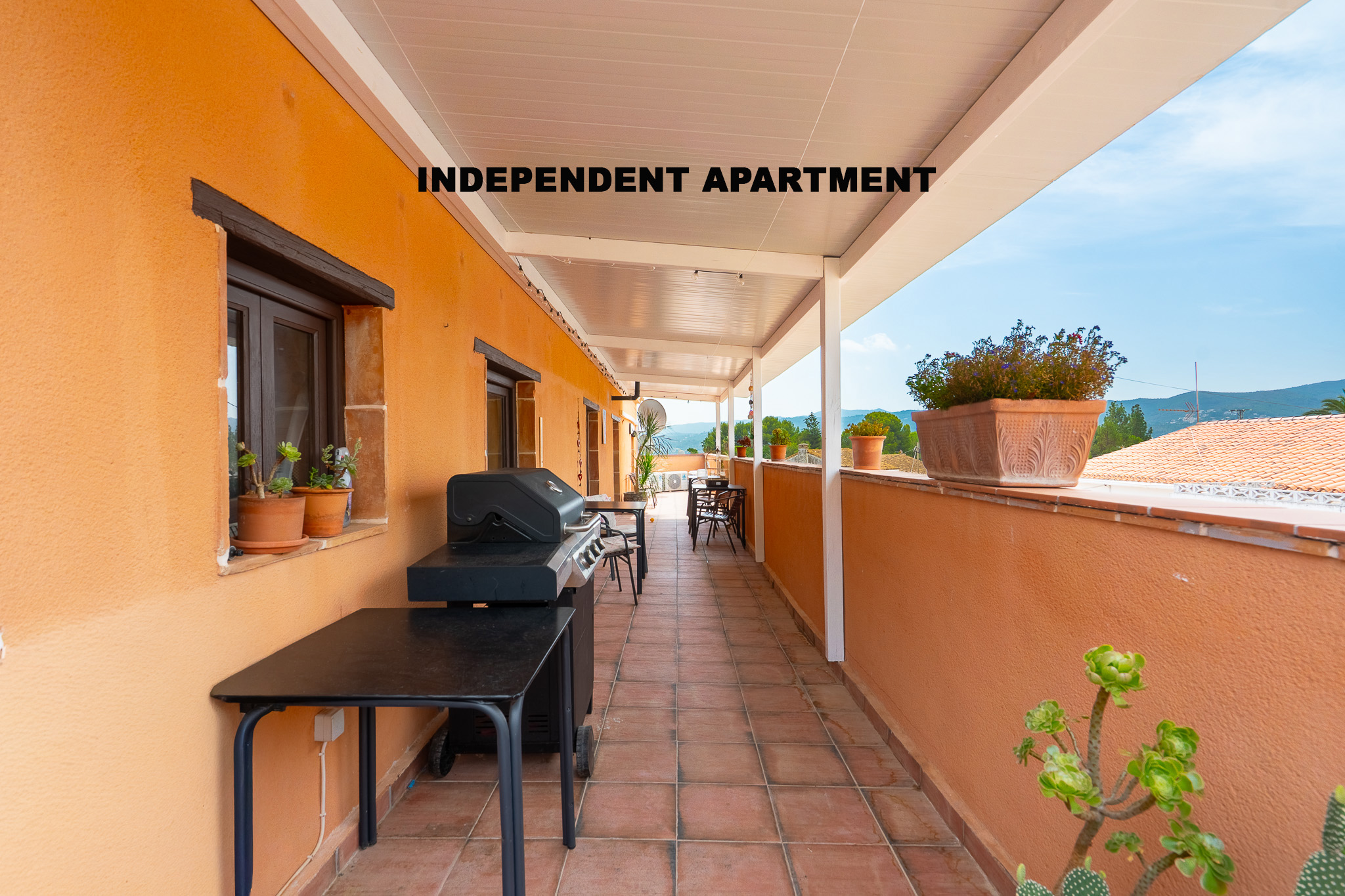 RE02-377620  commercial_premises à la vente à Sagra