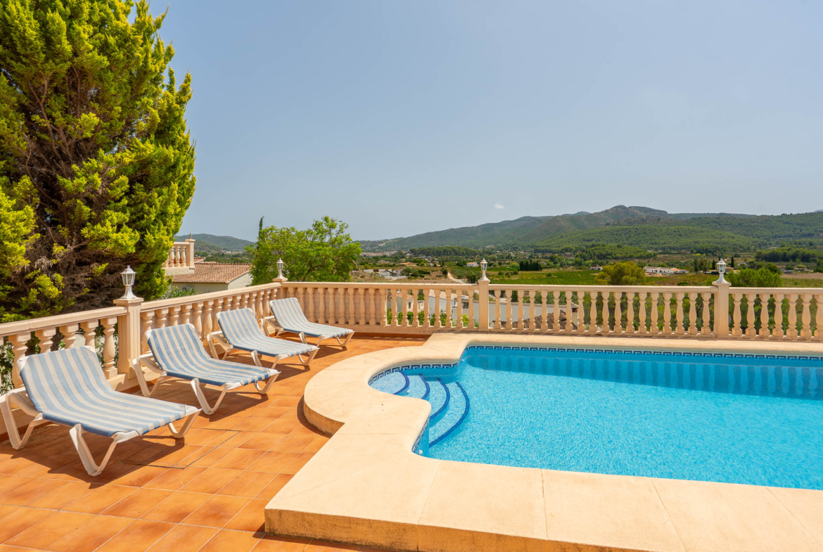 RE02-417236 villa zum verkauf in Jalón