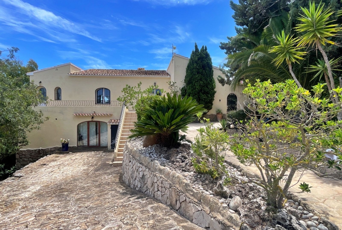 RE02-214821 villa zum verkauf in Moraira
