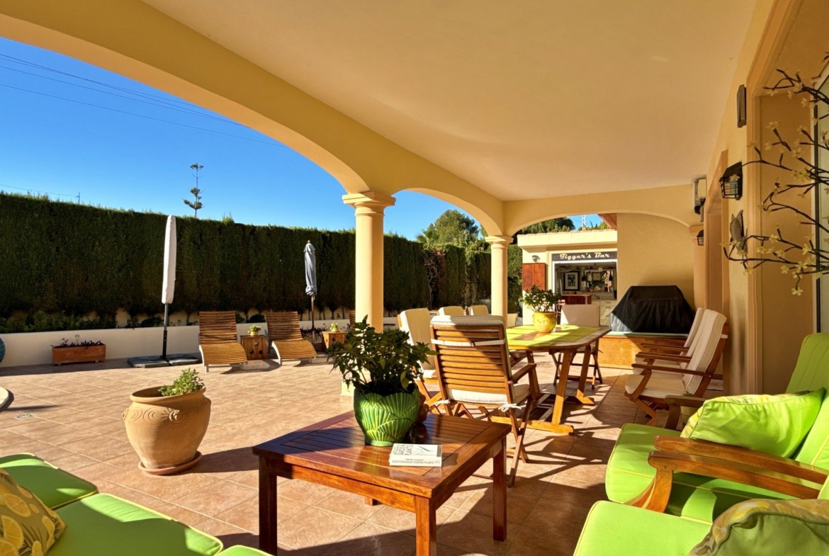 RE02-004306 villa zum verkauf in Benissa