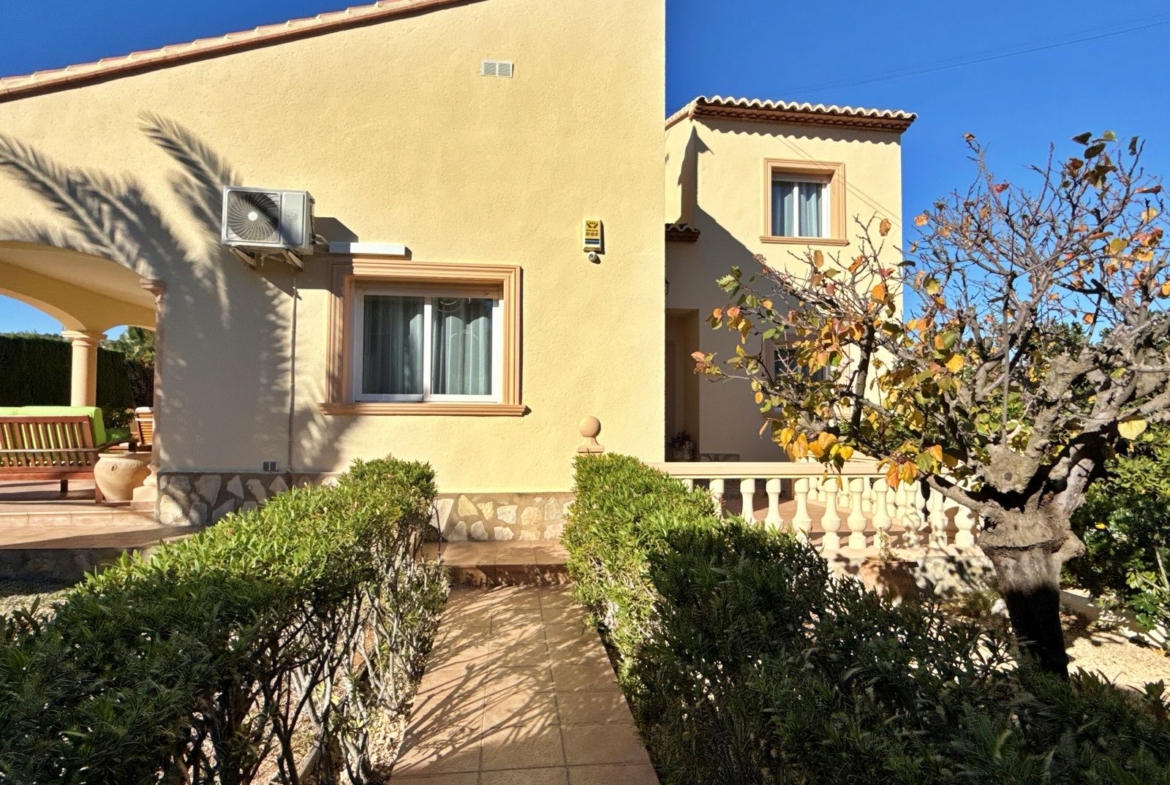 RE02-004306 villa zum verkauf in Benissa
