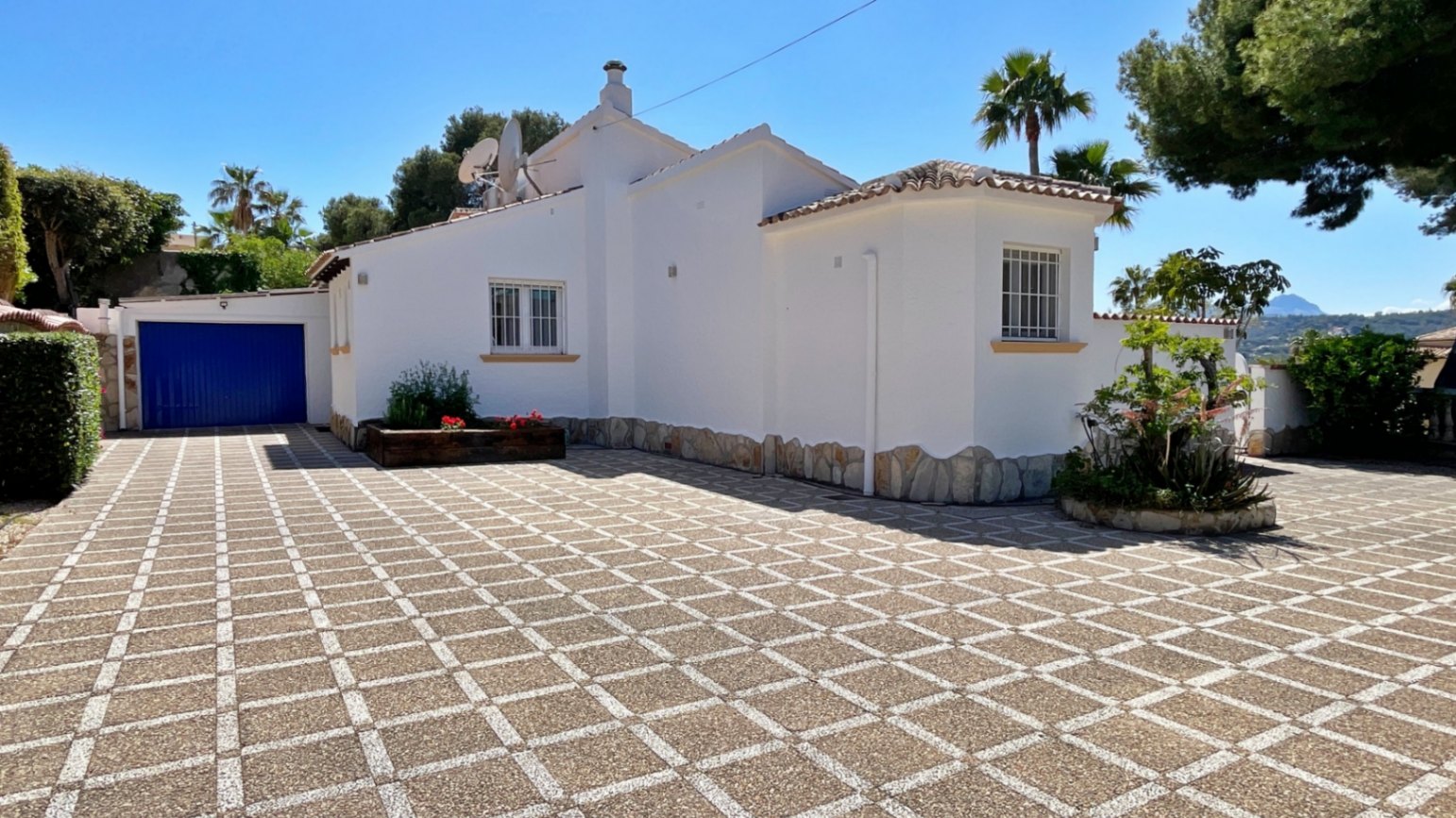 DJI_20260427_151951_798 RE02-396526 villa zum verkauf in Moraira