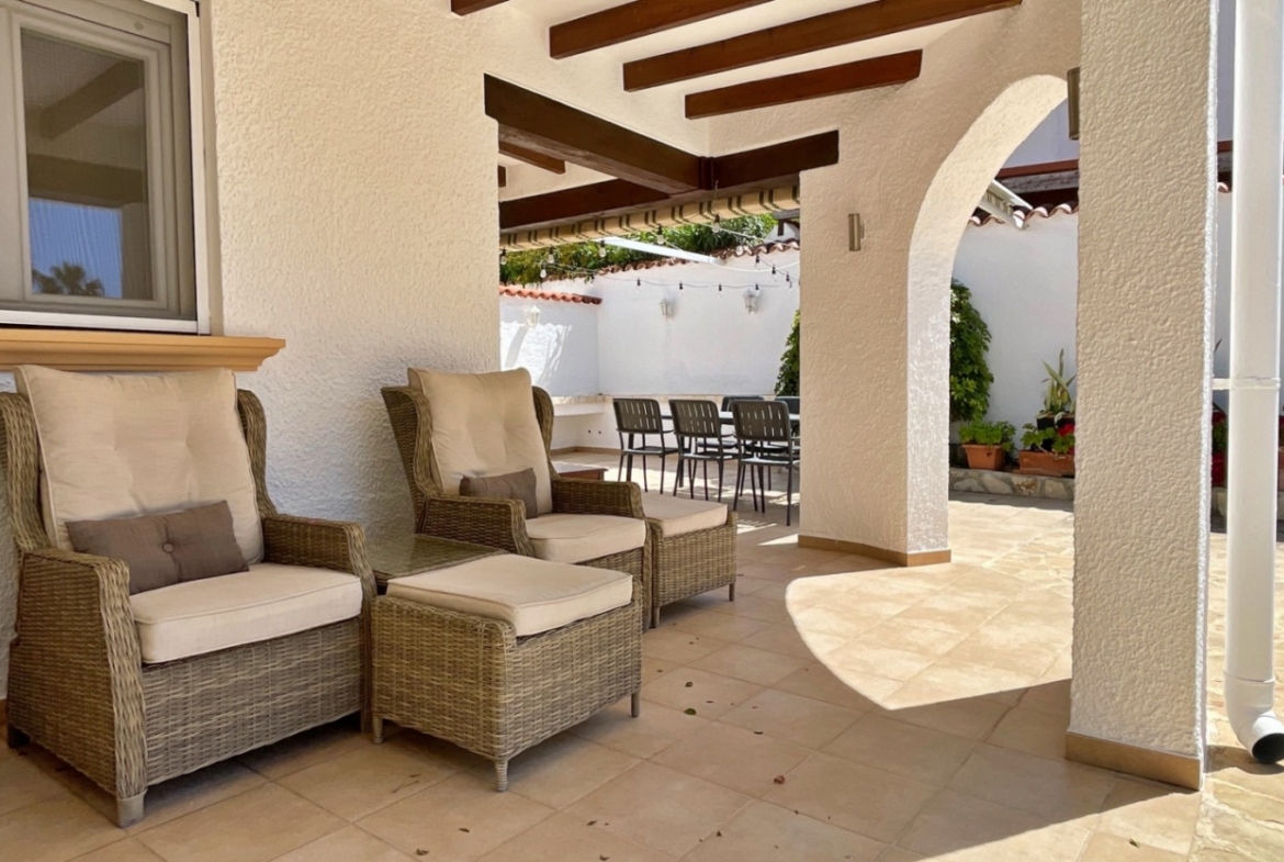 RE02-396526 villa zum verkauf in Moraira