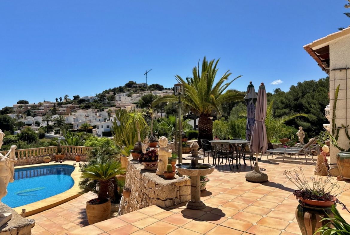 RE02-504653 villa zum verkauf in Moraira