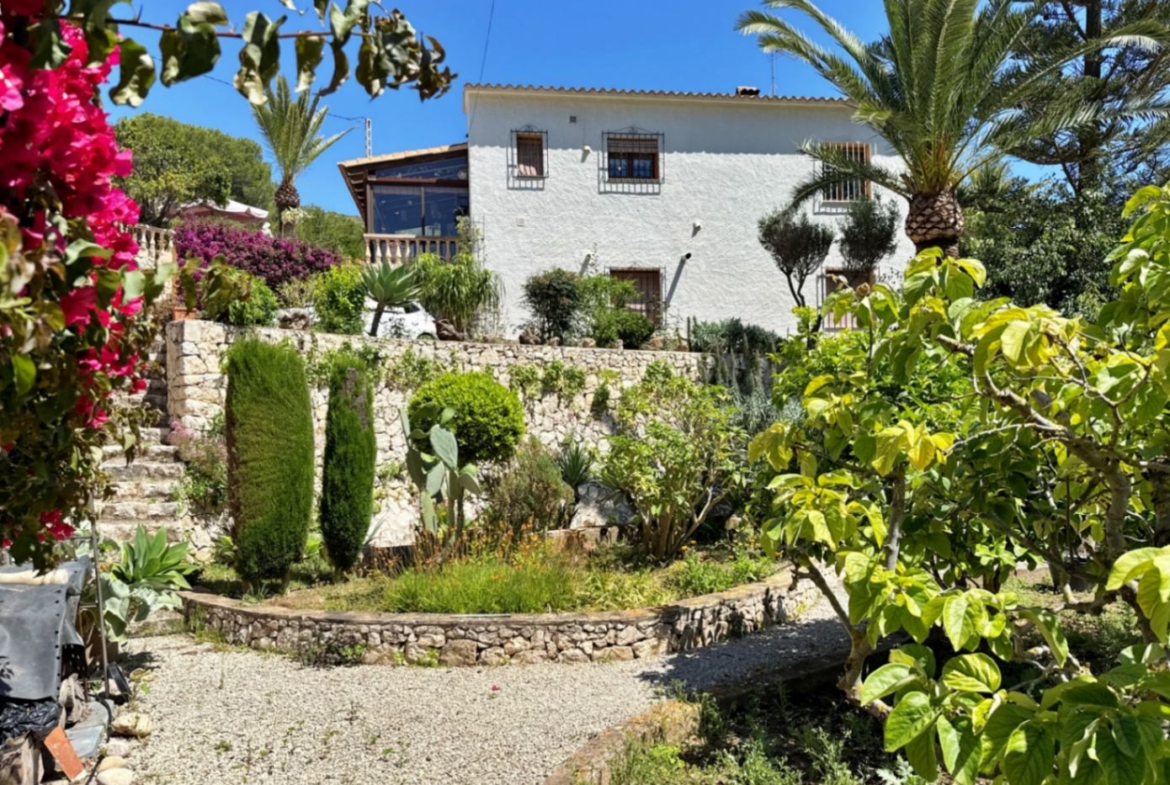 RE02-504653 villa zum verkauf in Moraira