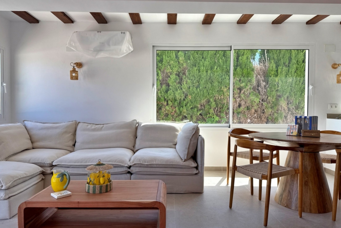 RE02-032891 villa for sale in Benissa