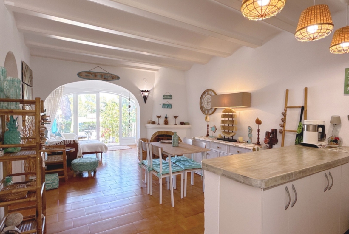 RE02-203767 villa zum verkauf in Moraira