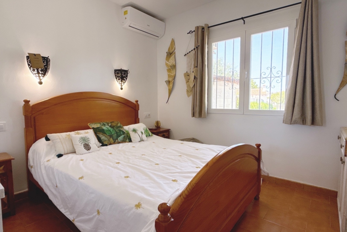 RE02-203767 villa zum verkauf in Moraira