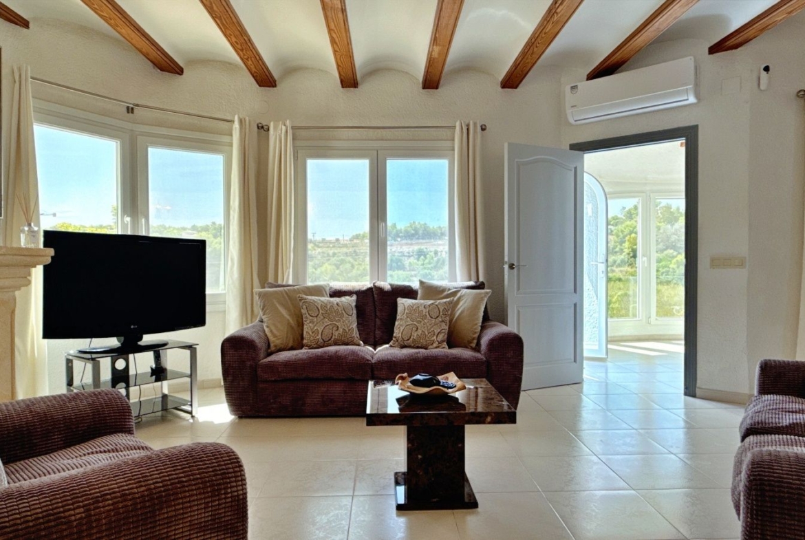 RE02-784904 villa zum verkauf in Moraira