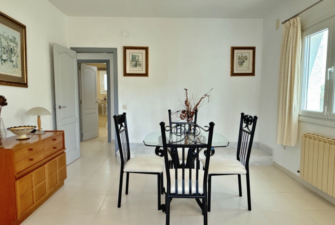 RE02-784904 villa zum verkauf in Moraira