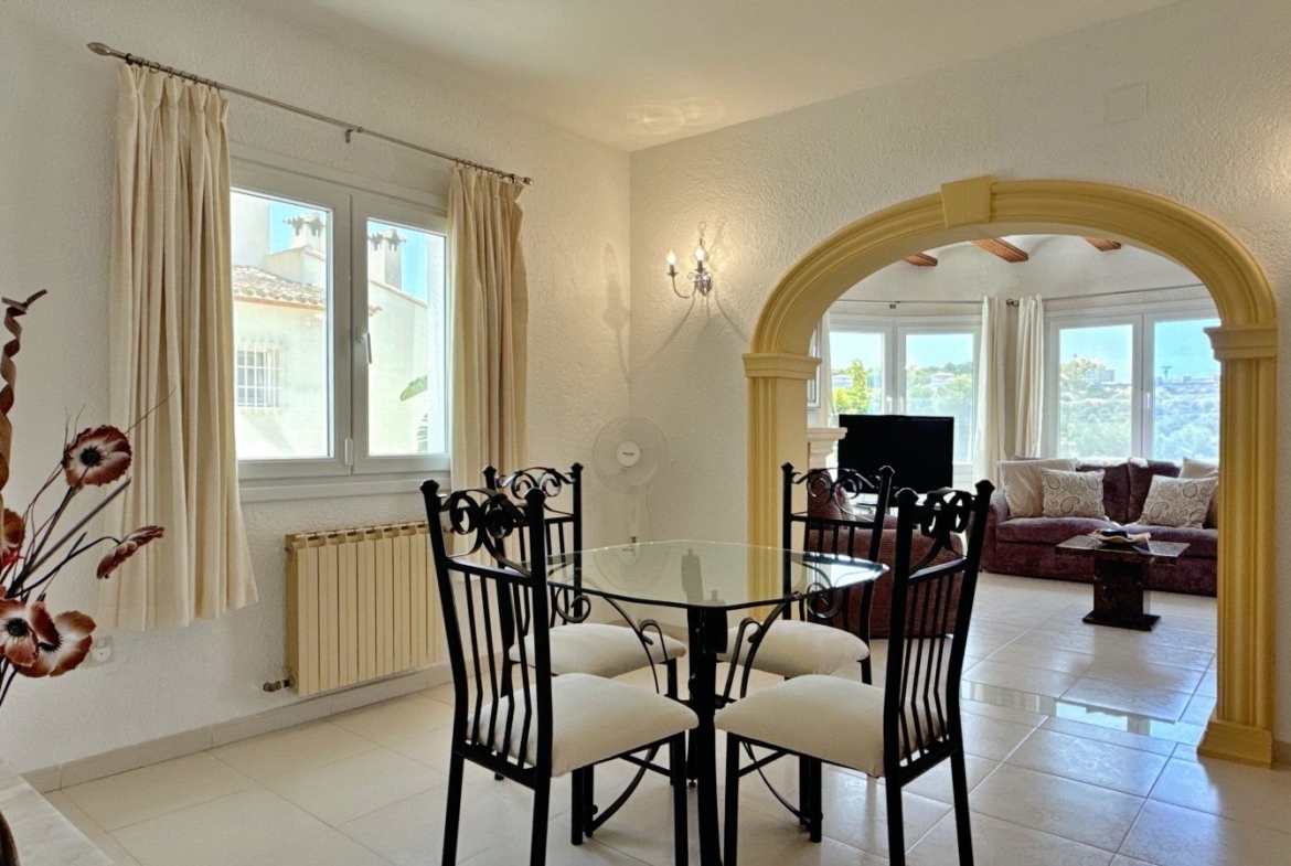 RE02-784904 villa zum verkauf in Moraira