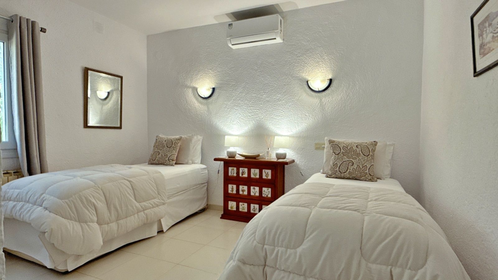 RE02-784904 villa zum verkauf in Moraira