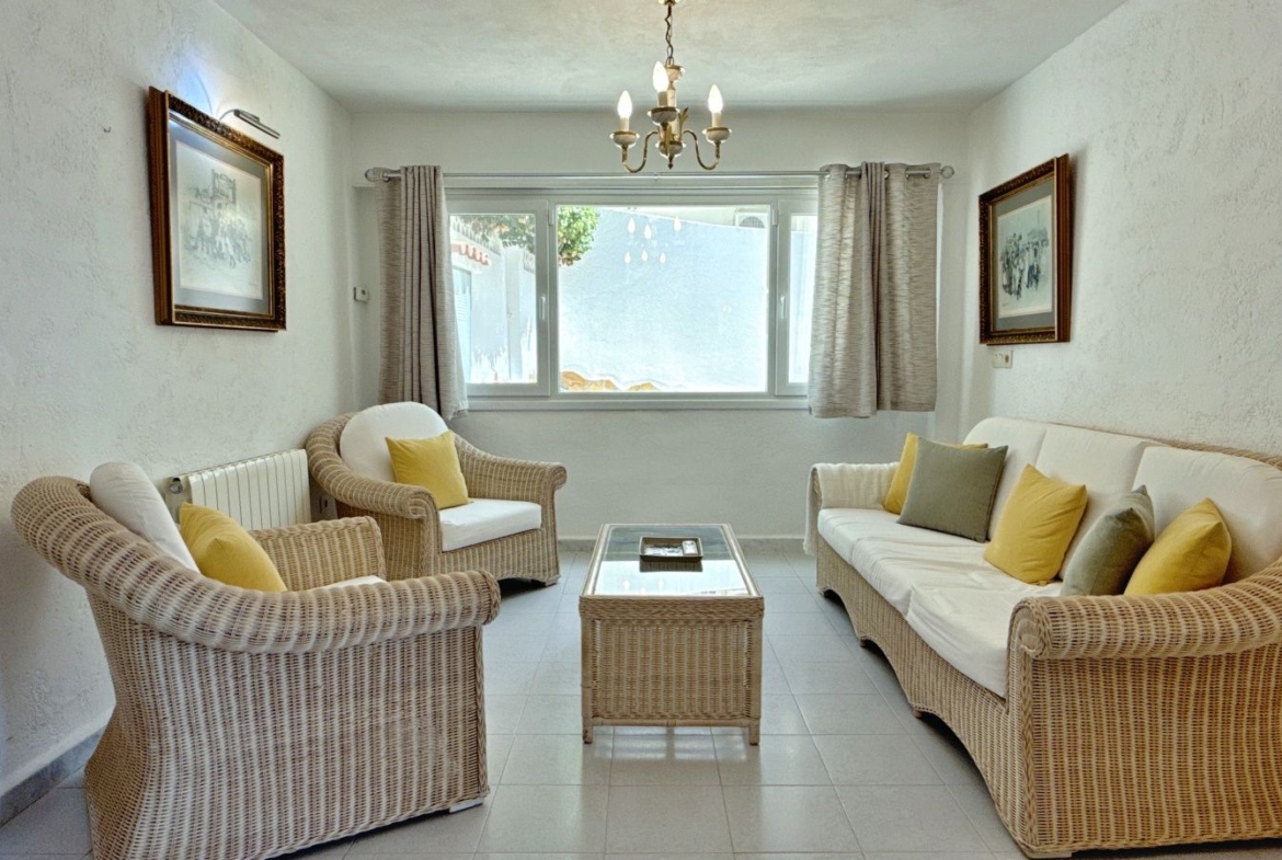 RE02-784904 villa zum verkauf in Moraira