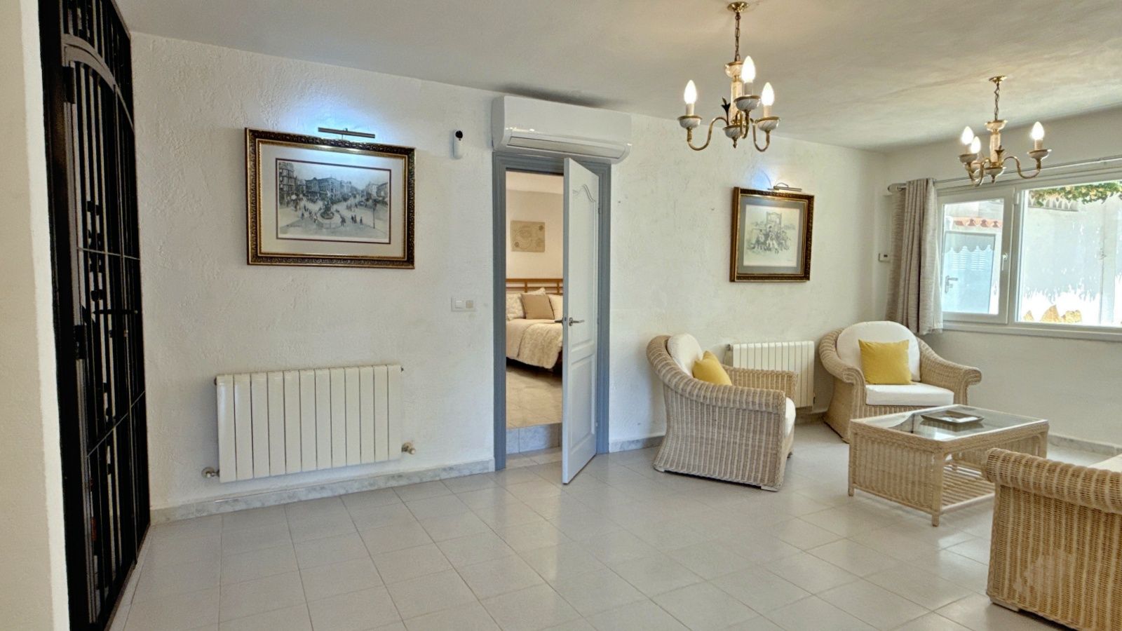 RE02-784904 villa zum verkauf in Moraira