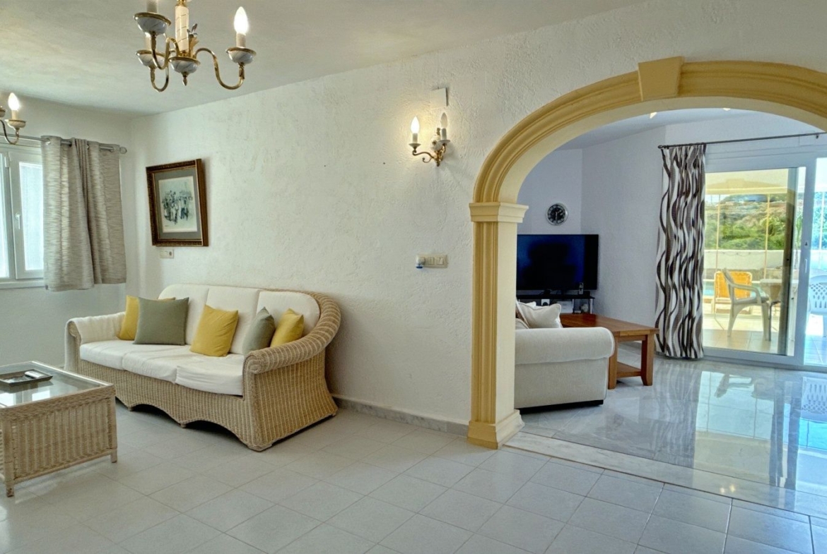 RE02-784904 villa zum verkauf in Moraira