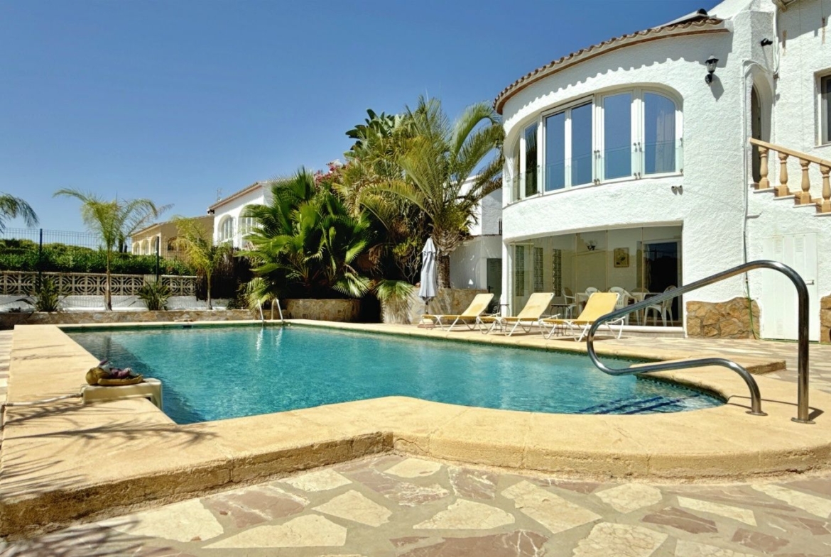 RE02-784904 villa zum verkauf in Moraira