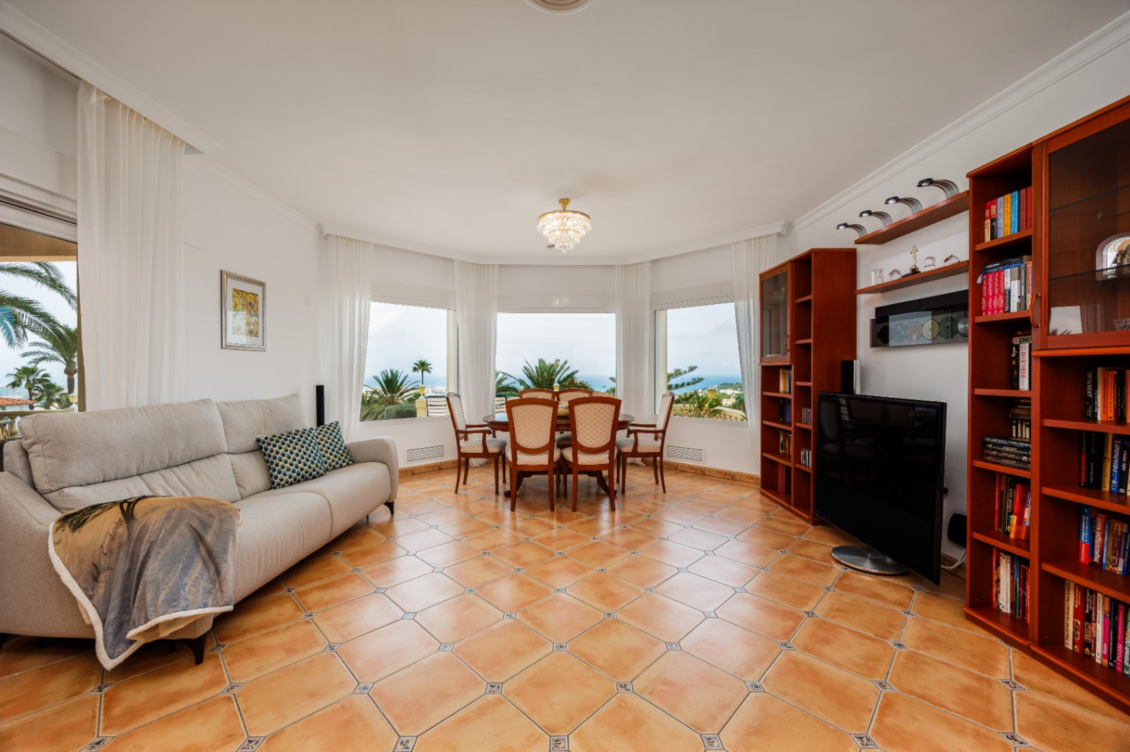 RE02-134204 villa for sale in Denia