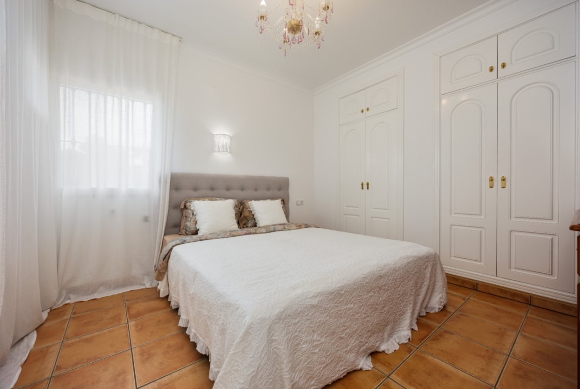 RE02-134204 villa for sale in Denia