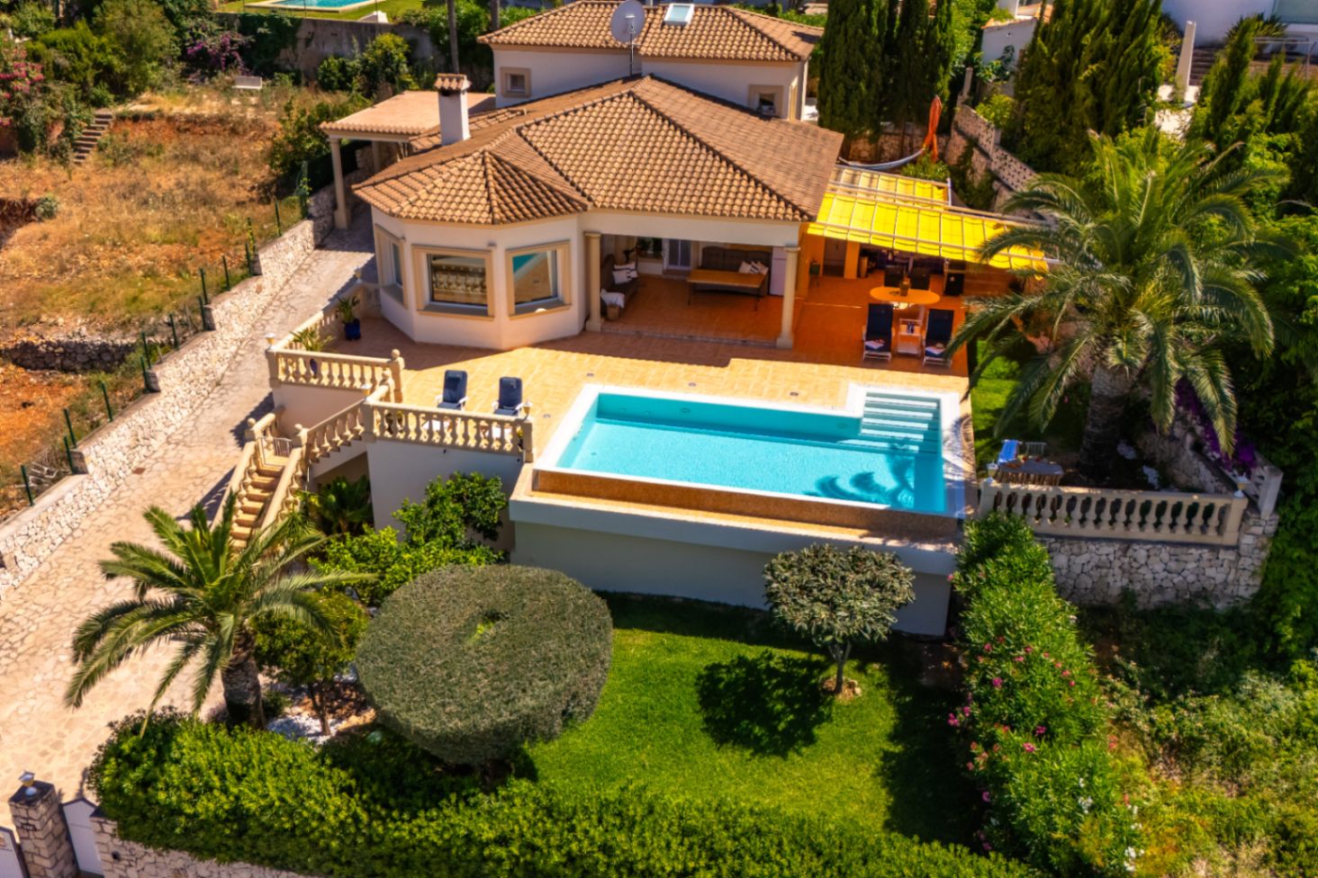RE02-134204 villa for sale in Denia