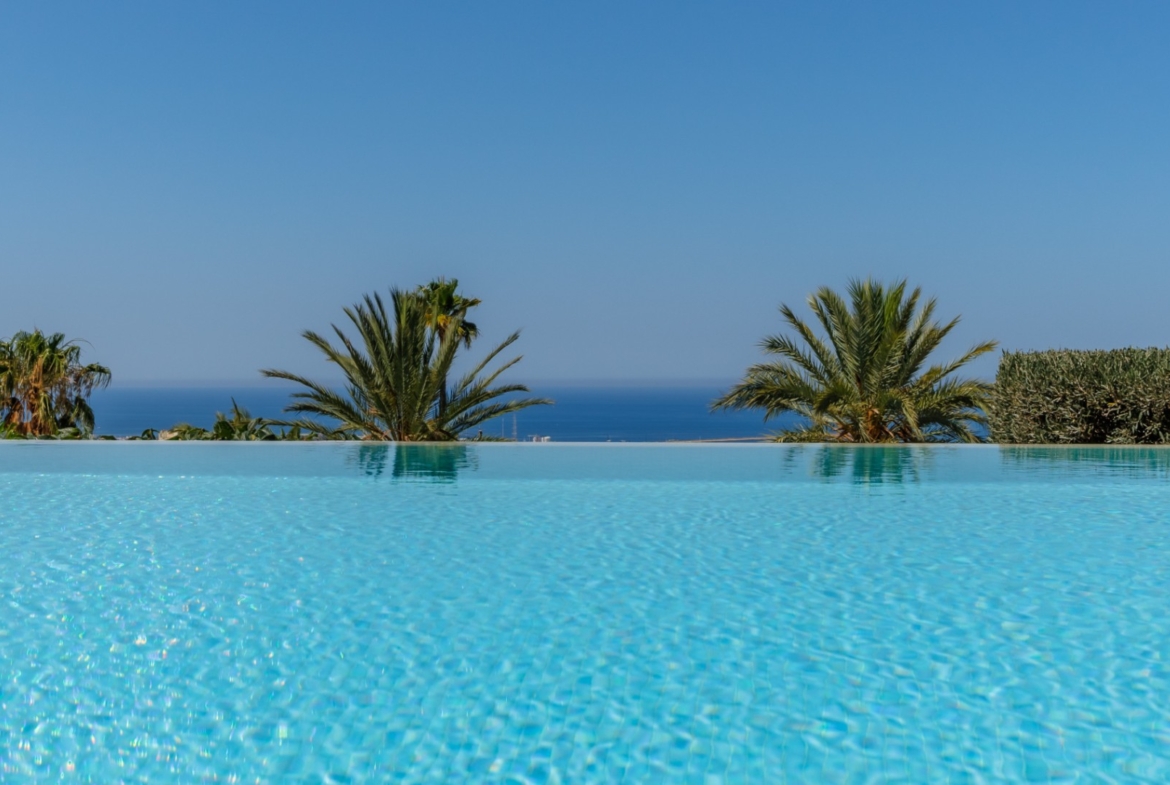 RE02-134204 villa for sale in Denia