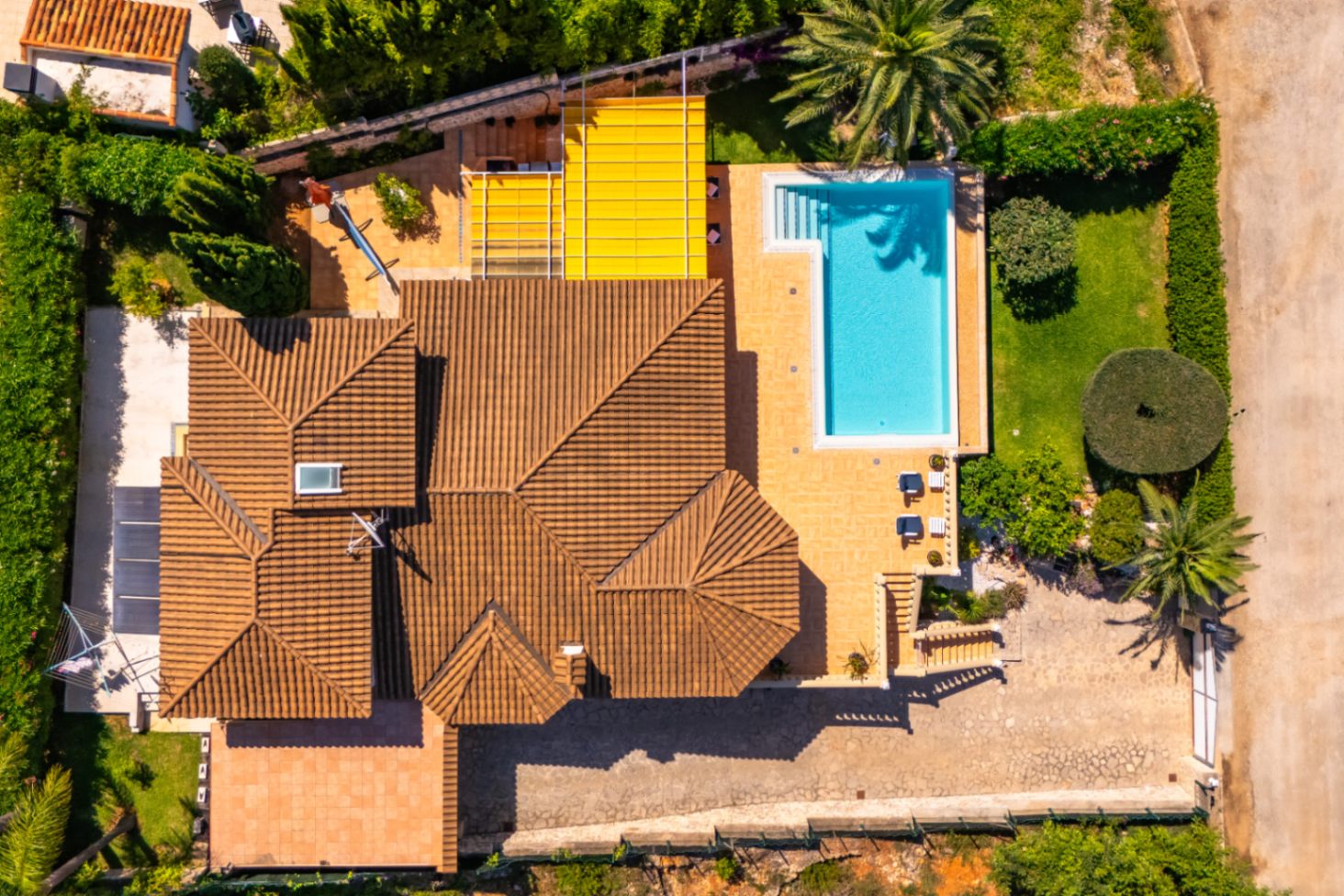 RE02-134204 villa for sale in Denia